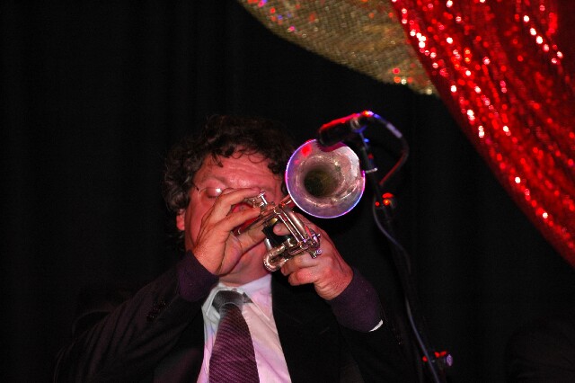 min 2005 11 12 fous swing 074